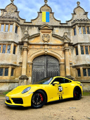 Porsche 911 Carrera 4 GTS