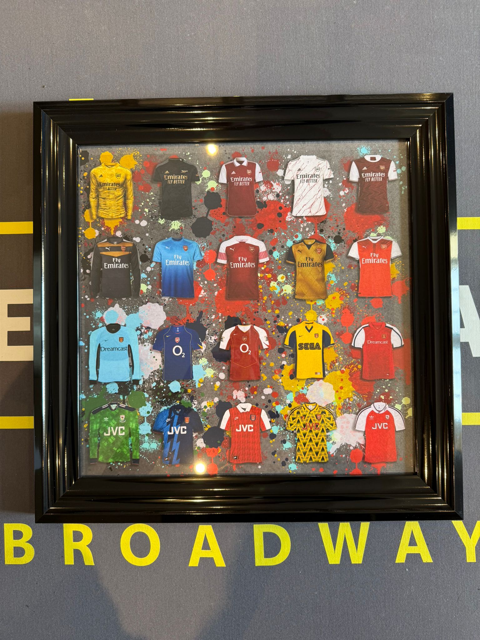 ART CAVE - RETRO FOOTBALL SHIRT PICTURE 40x40 - The Man Cave Broadway