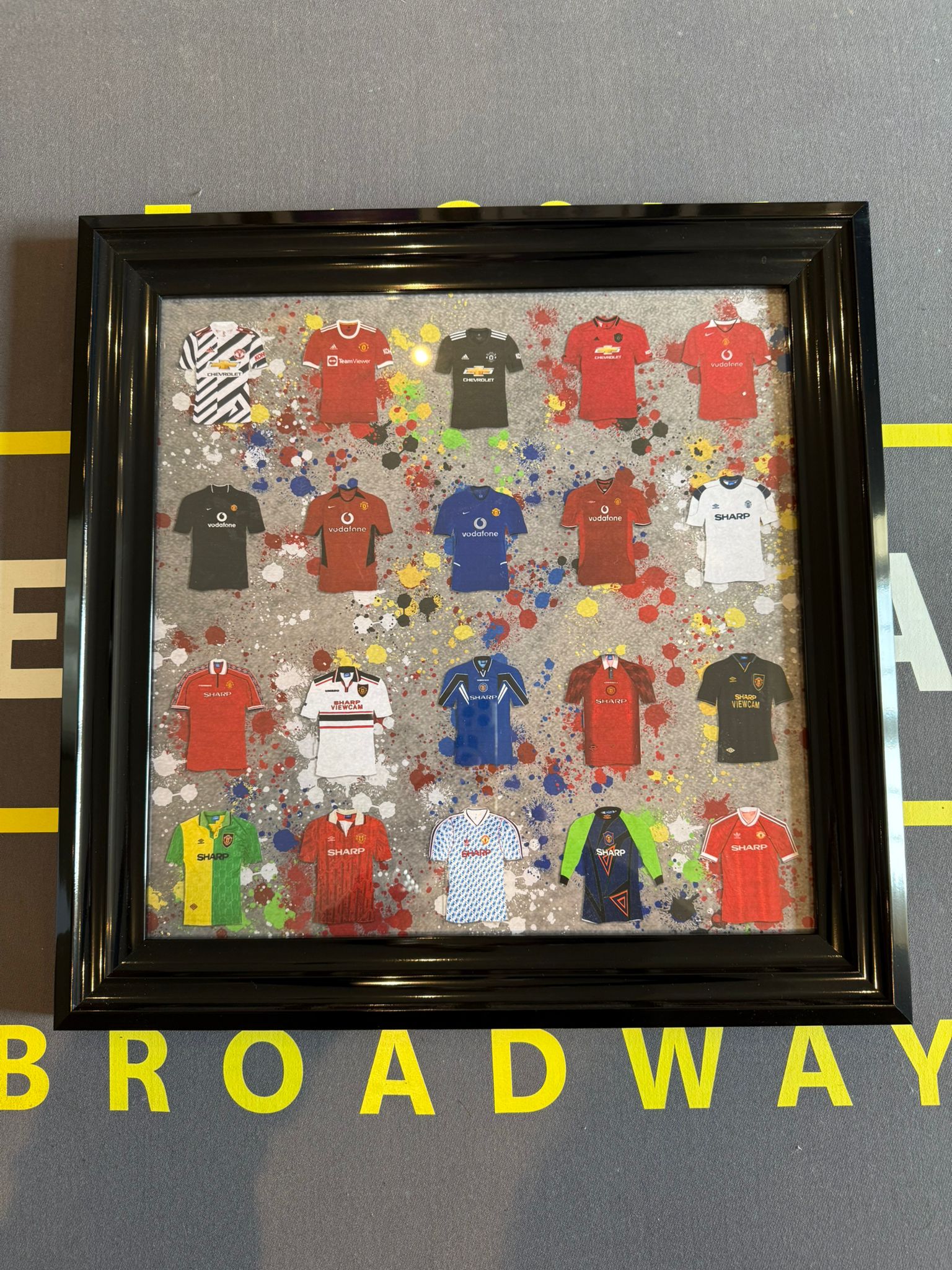 ART CAVE - RETRO FOOTBALL SHIRT PICTURE 40x40 - The Man Cave Broadway
