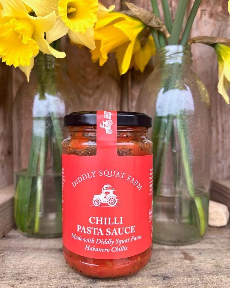 DIDDLY SQUAT FARM SHOP Clarkson's Farm JEREMYS CHILLI PASTA SAUCE - The Man Cave Broadway