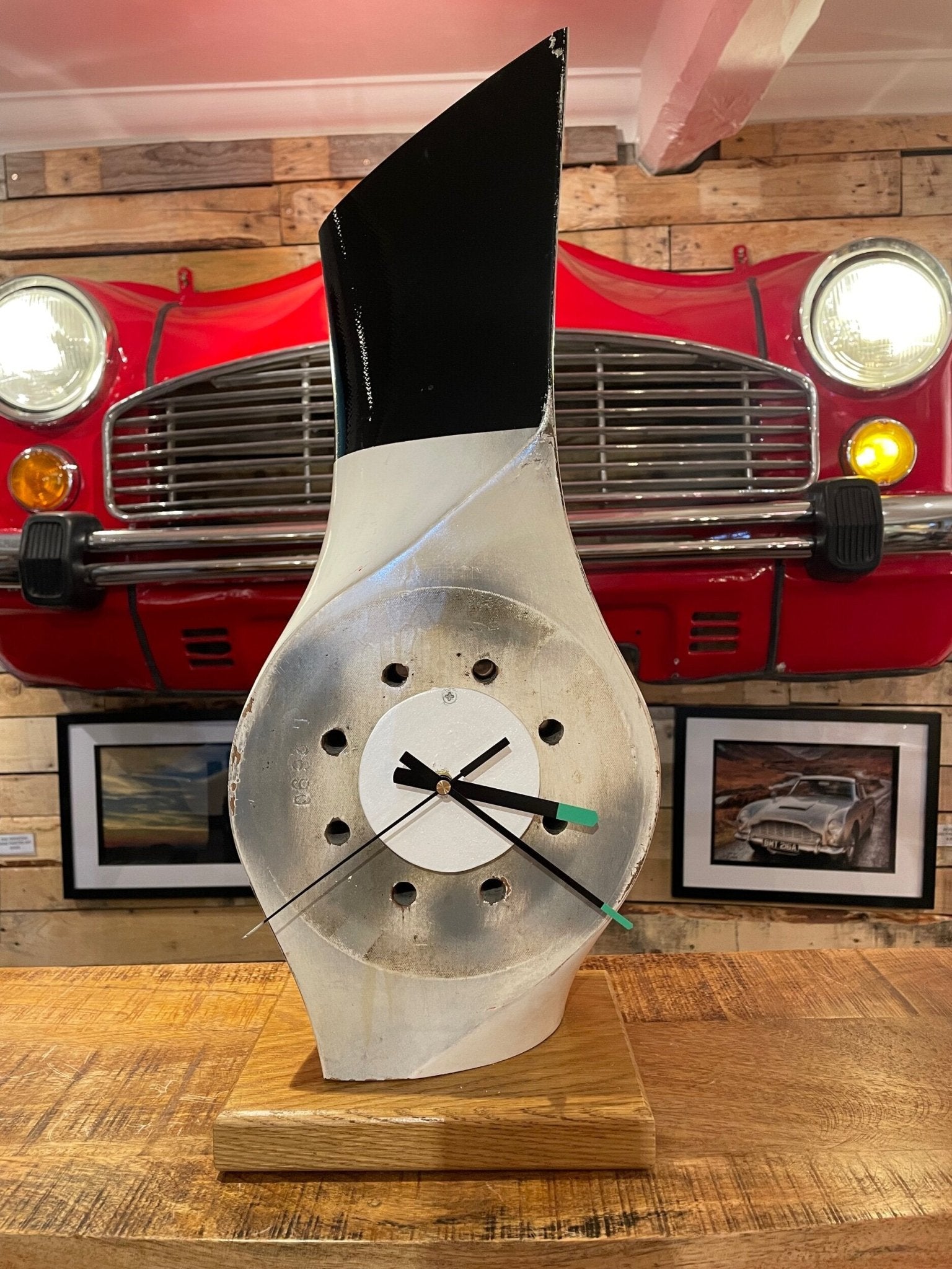 Genuine Aviation Propeller Clock - The Man Cave Broadway