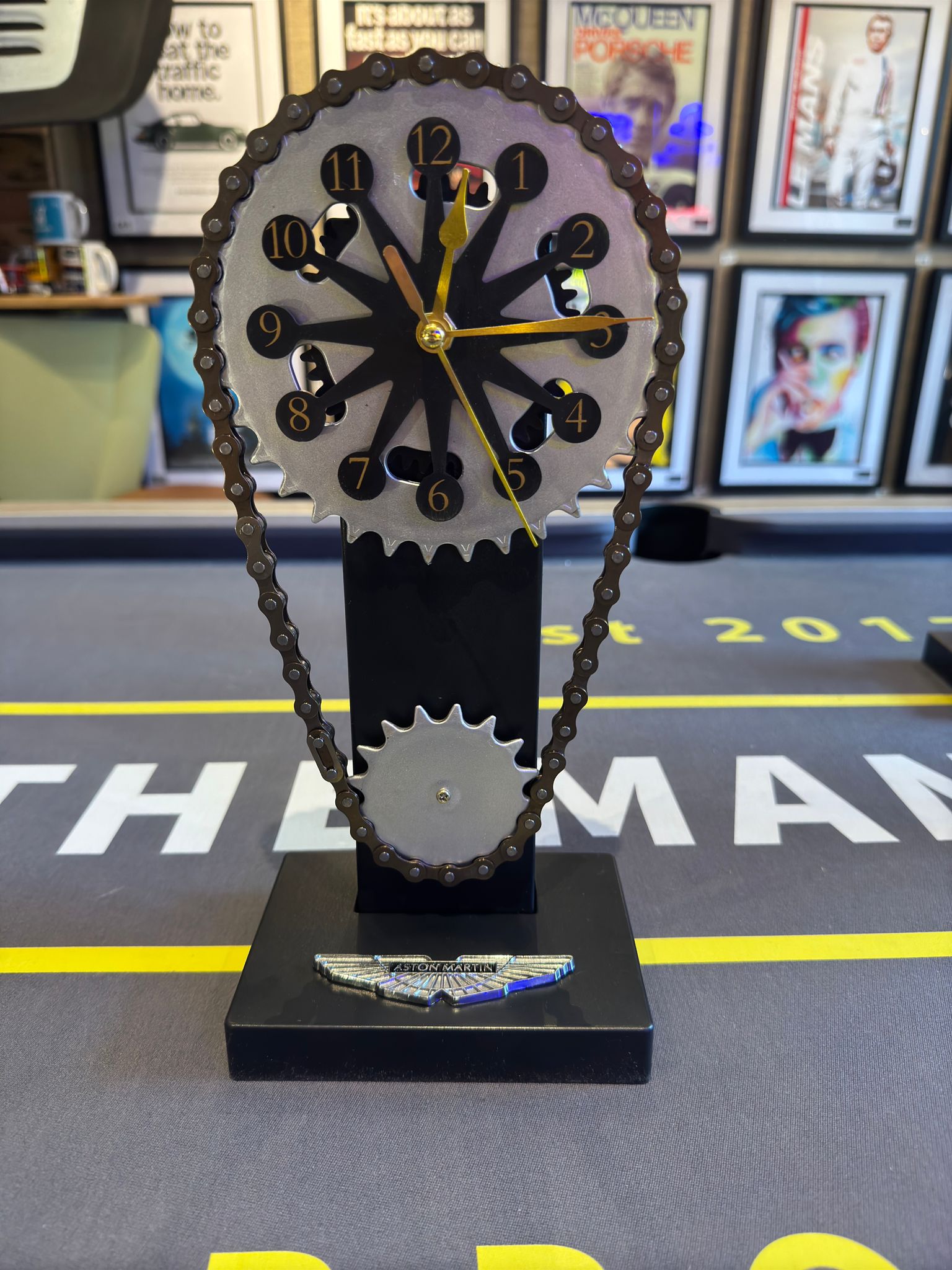 CHAIN & COG CLOCK - MOVING TIME PIECE