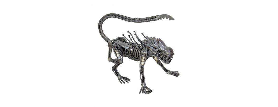 ALIEN FILM METAL ARTWORK FIGURE