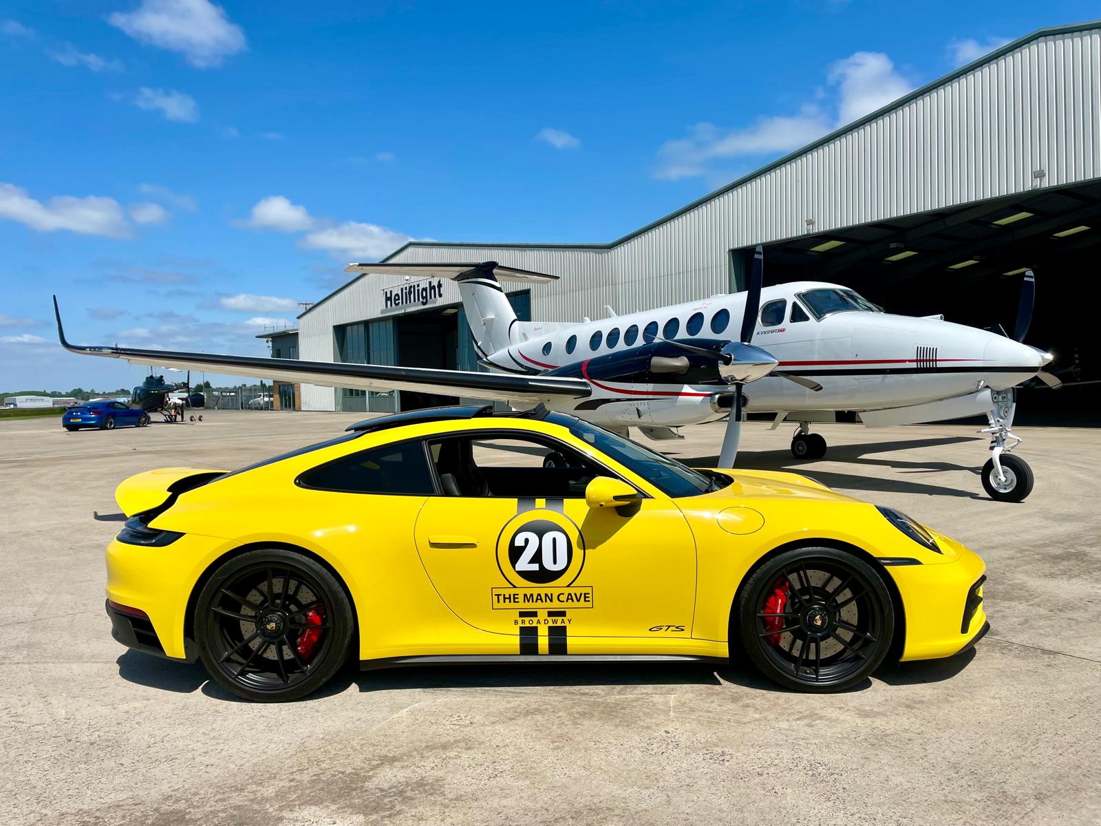 Porsche 911 Carrera 4 GTS