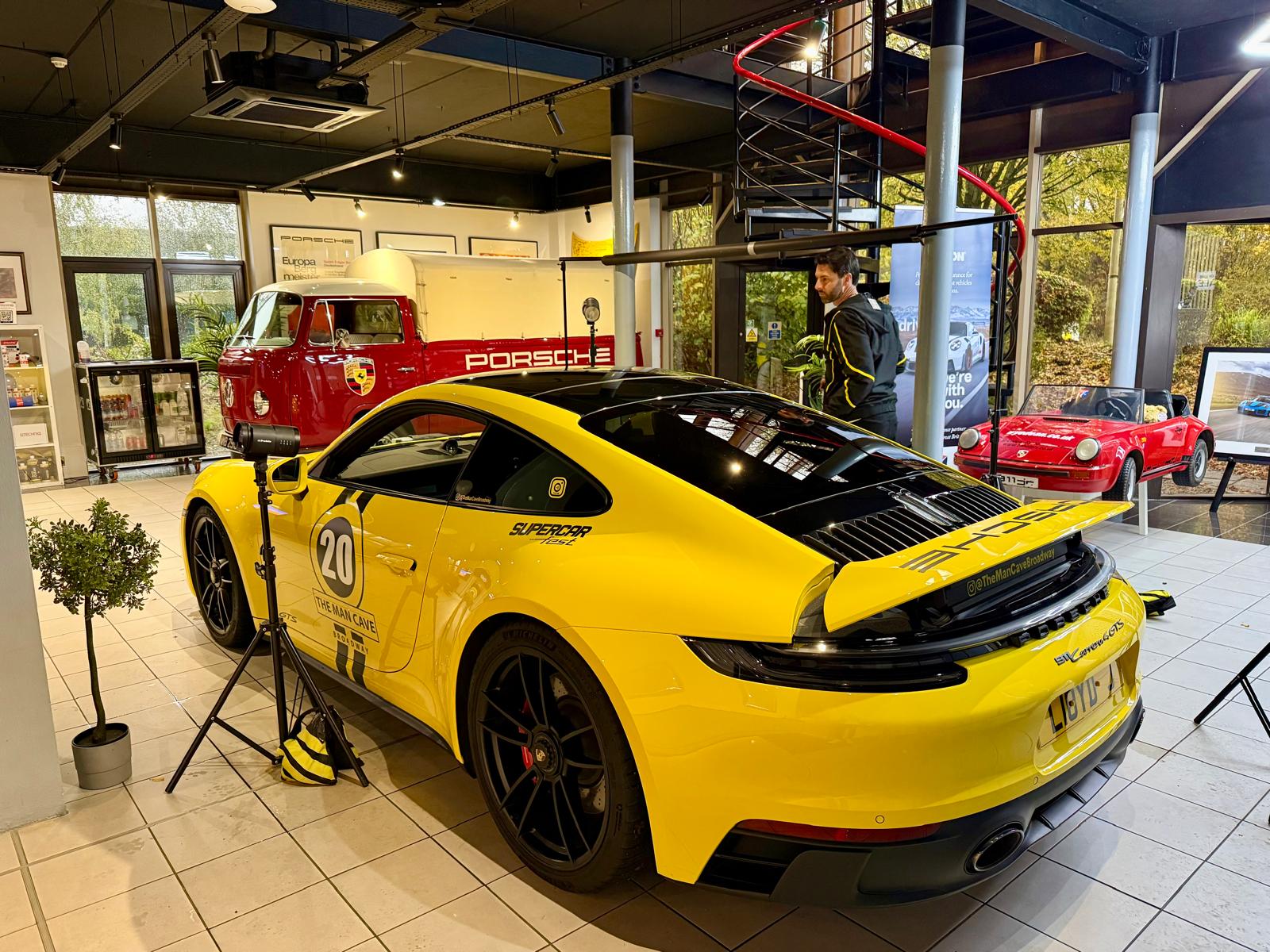Porsche 911 Carrera 4 GTS