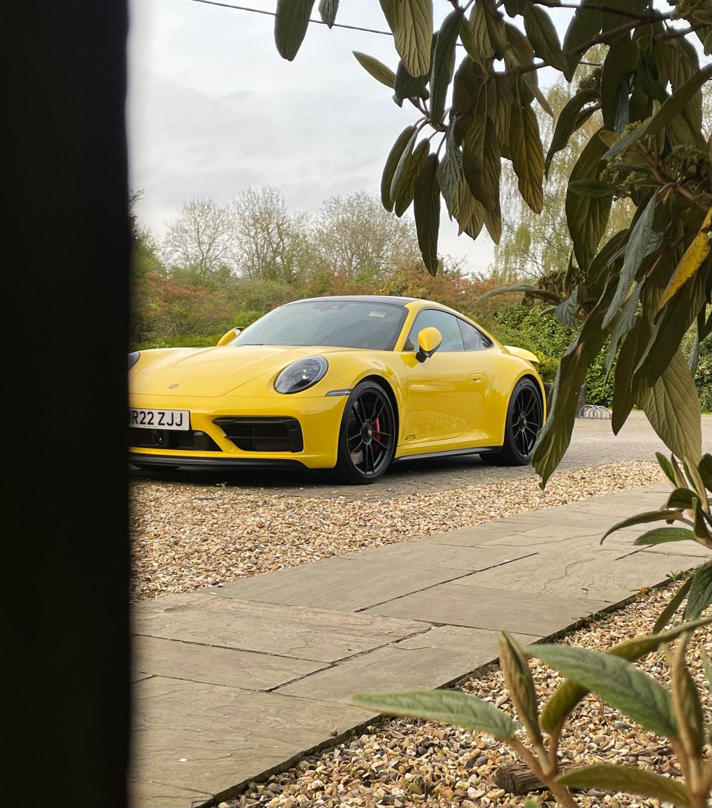 Porsche 911 Carrera 4 GTS