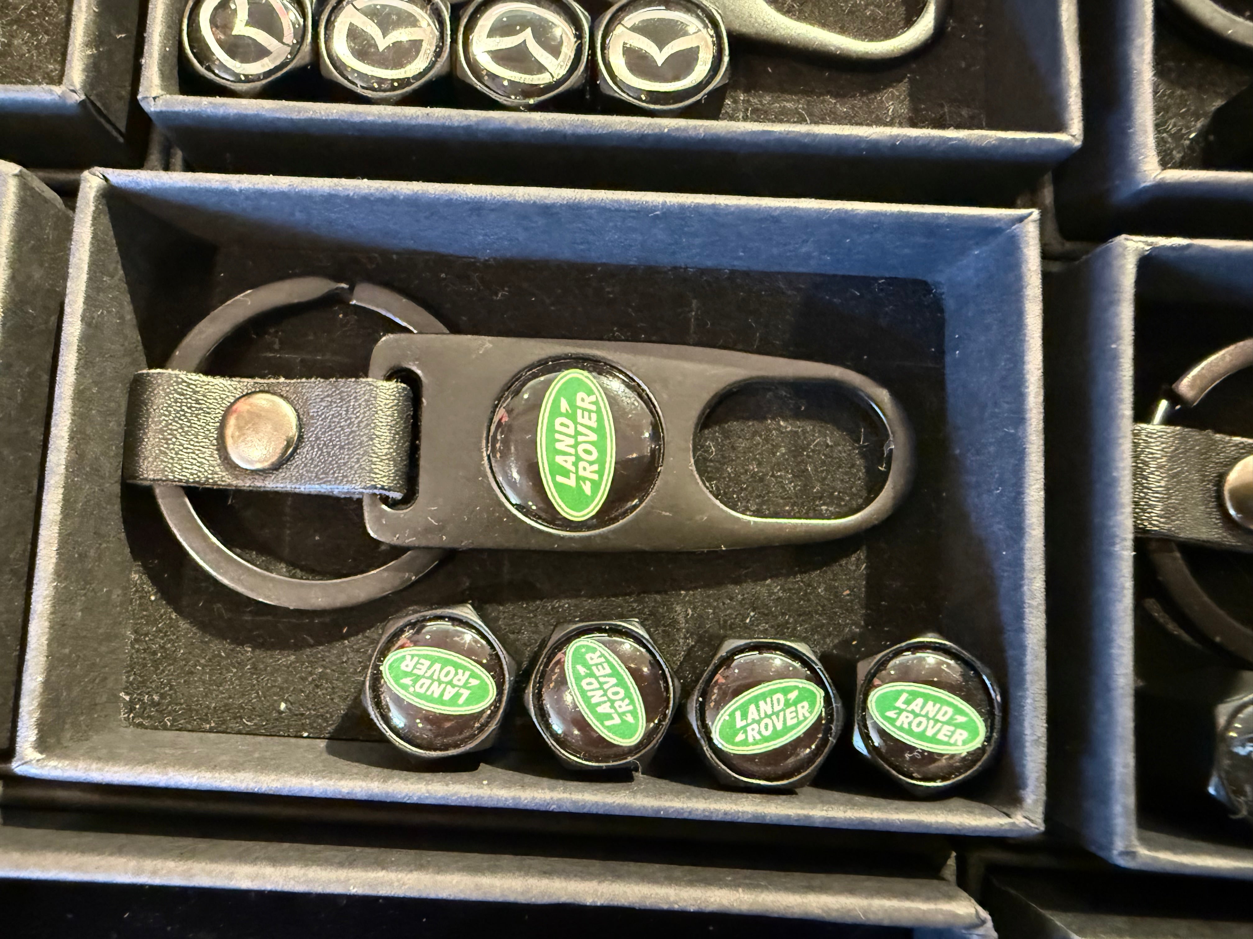 Car / SUPER CAR Dust Valve Cap Set