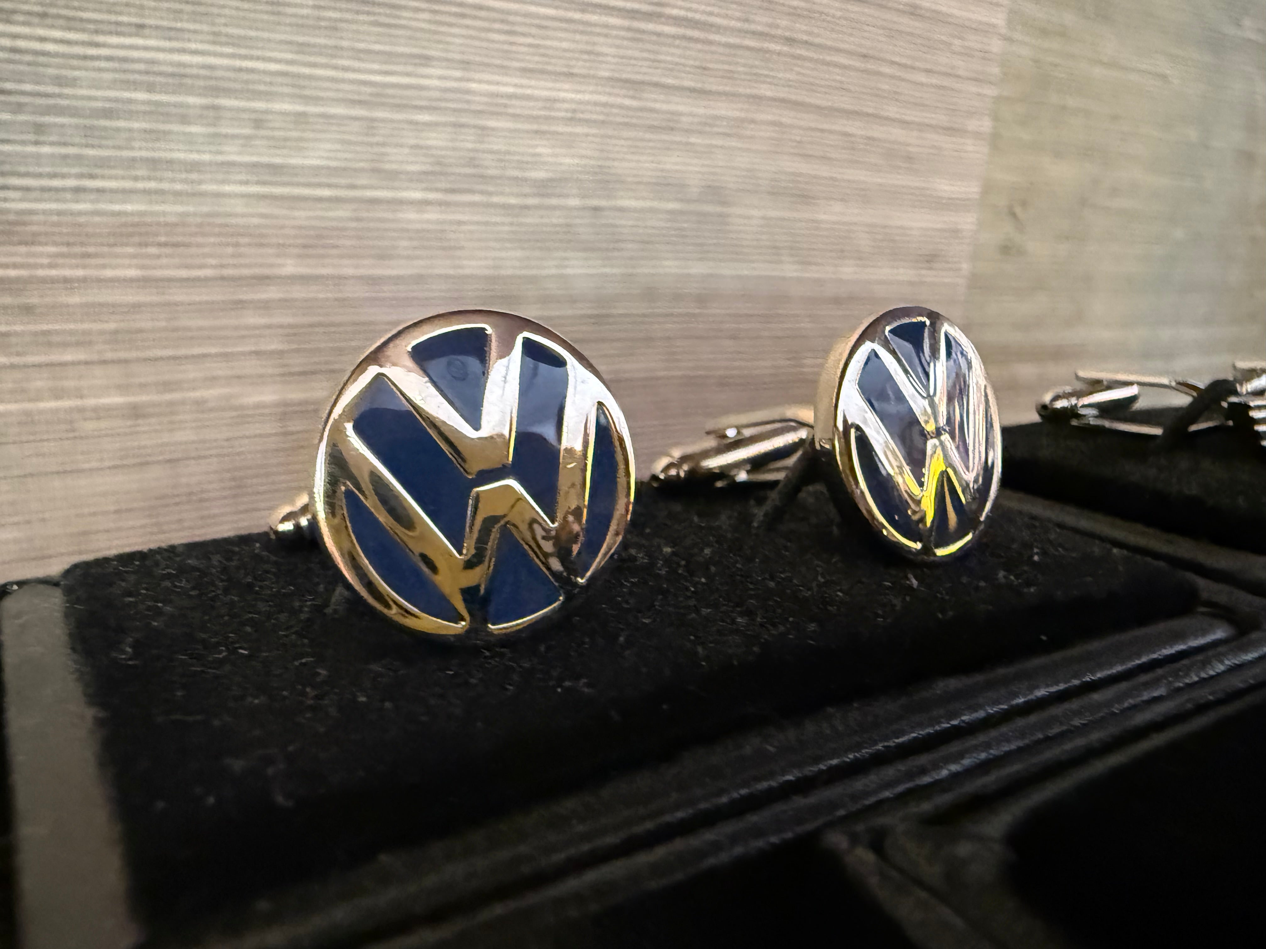 Cool Men's Cuff Links / Car / Airplane / Cufflinks