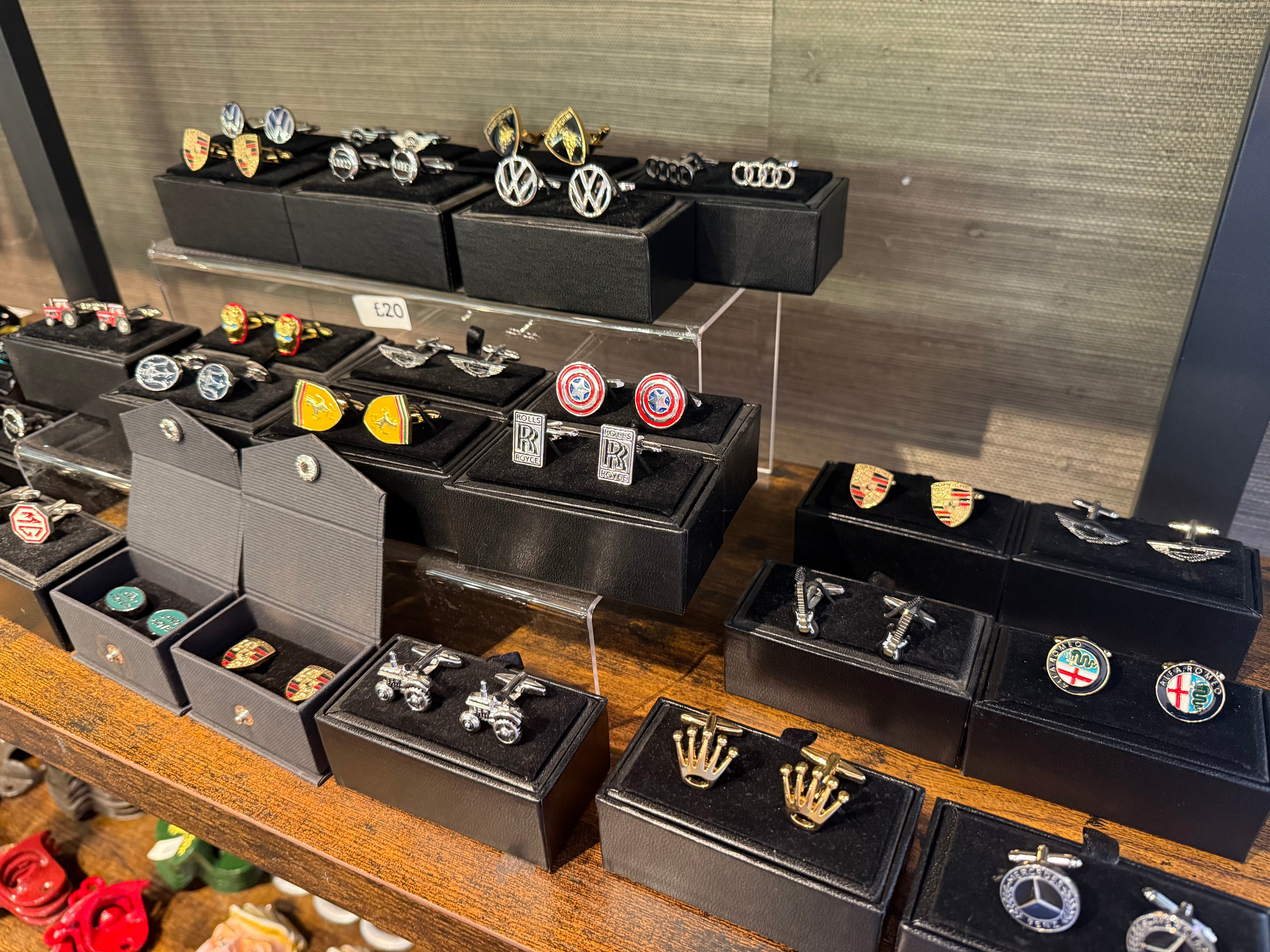 Cool Men's Cuff Links / Car / Airplane / Cufflinks