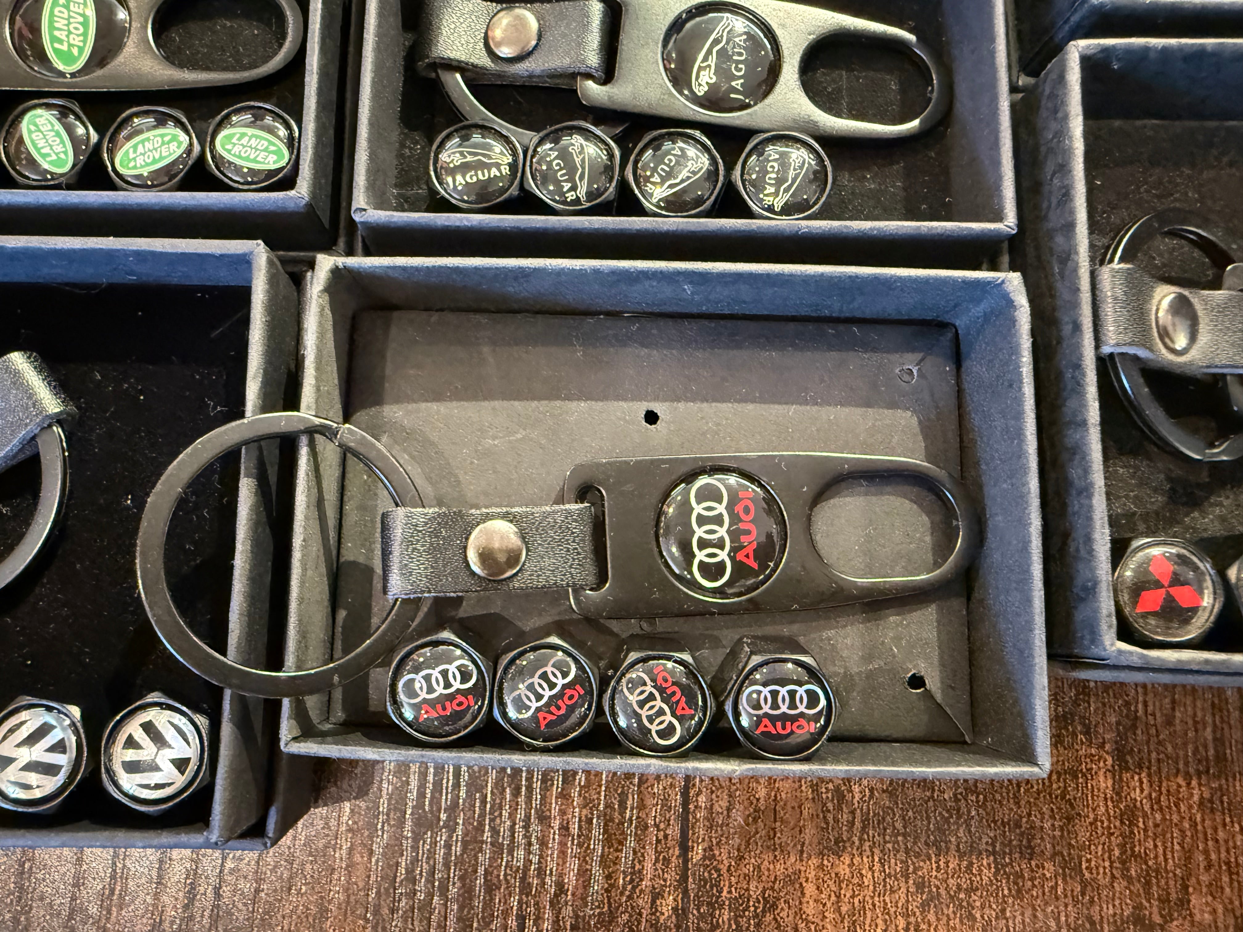 Car / SUPER CAR Dust Valve Cap Set