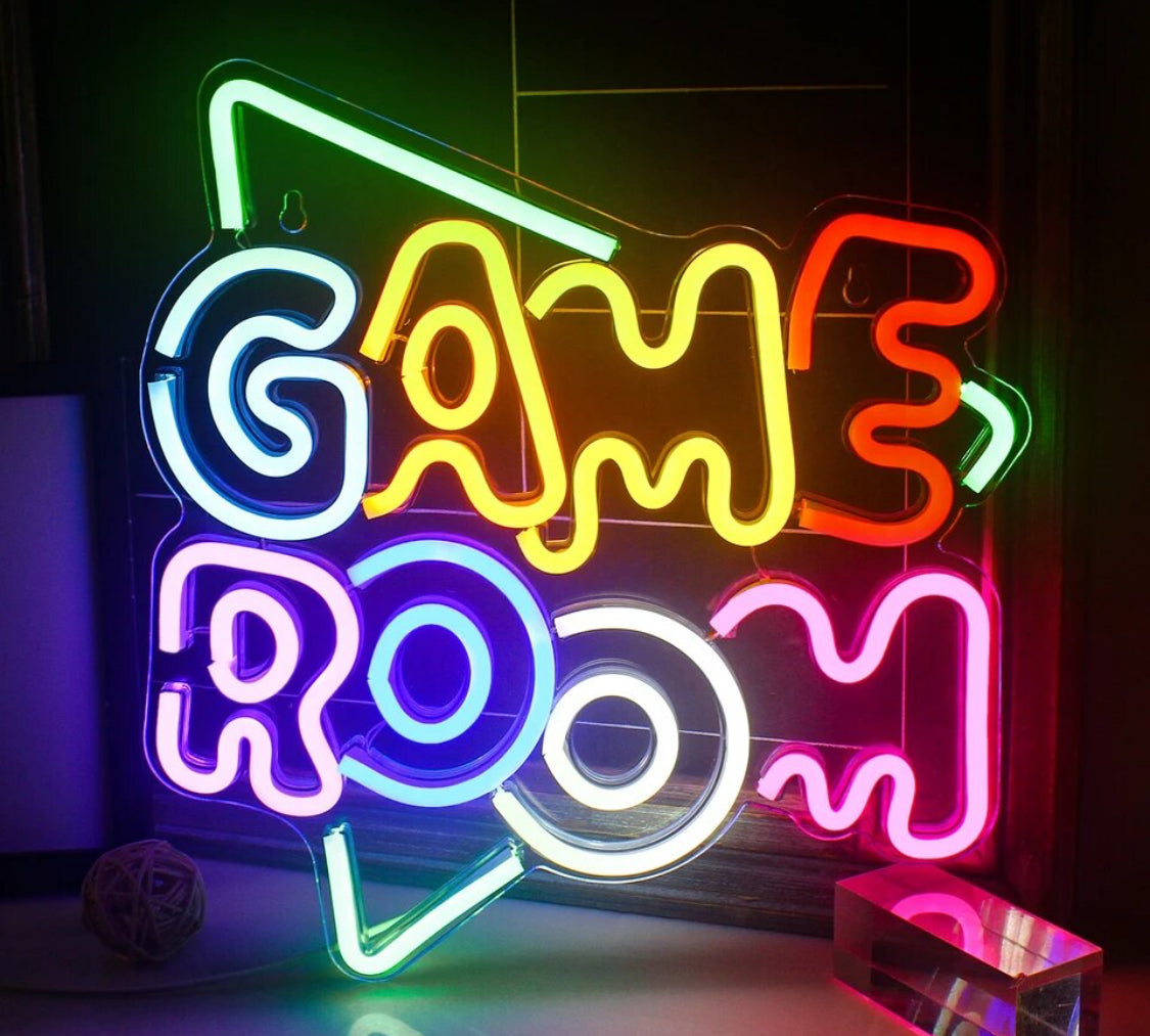 NEON LIGHT UP SIGNS / Beer / Back to the Future / Garage / Man Cave / BAR / Motorbike / Garage / Engine / Cocktail