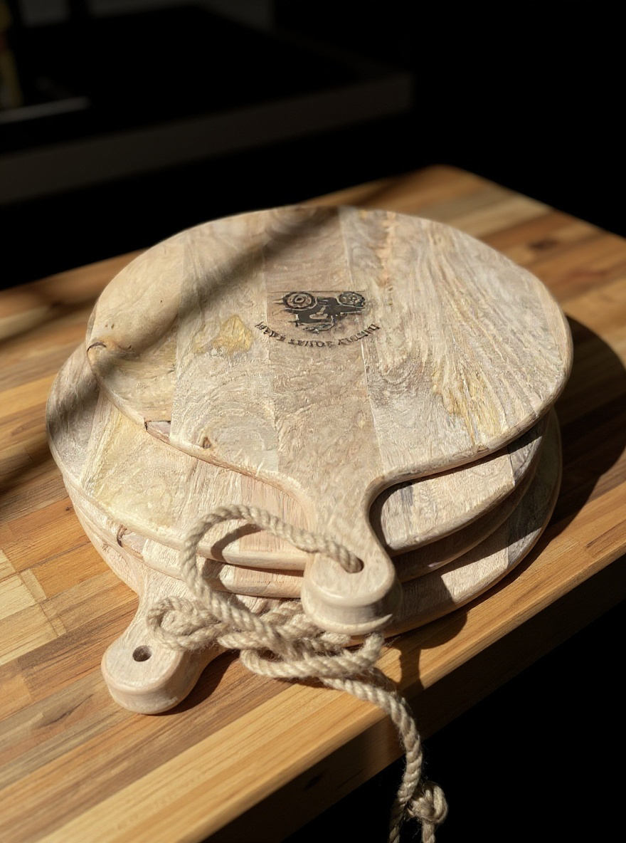 DIDDLY SQUAT FARM JEREMYS WOOD LUXURIOUSCHOPPING BOARD CLARKSONS FARM