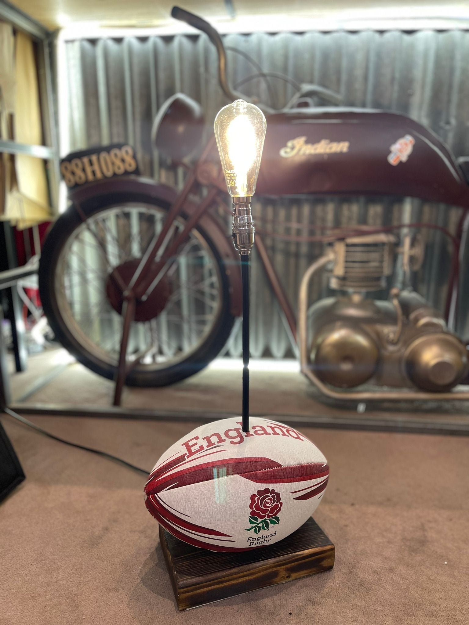 ENGLAND RUGBY BALL LAMP