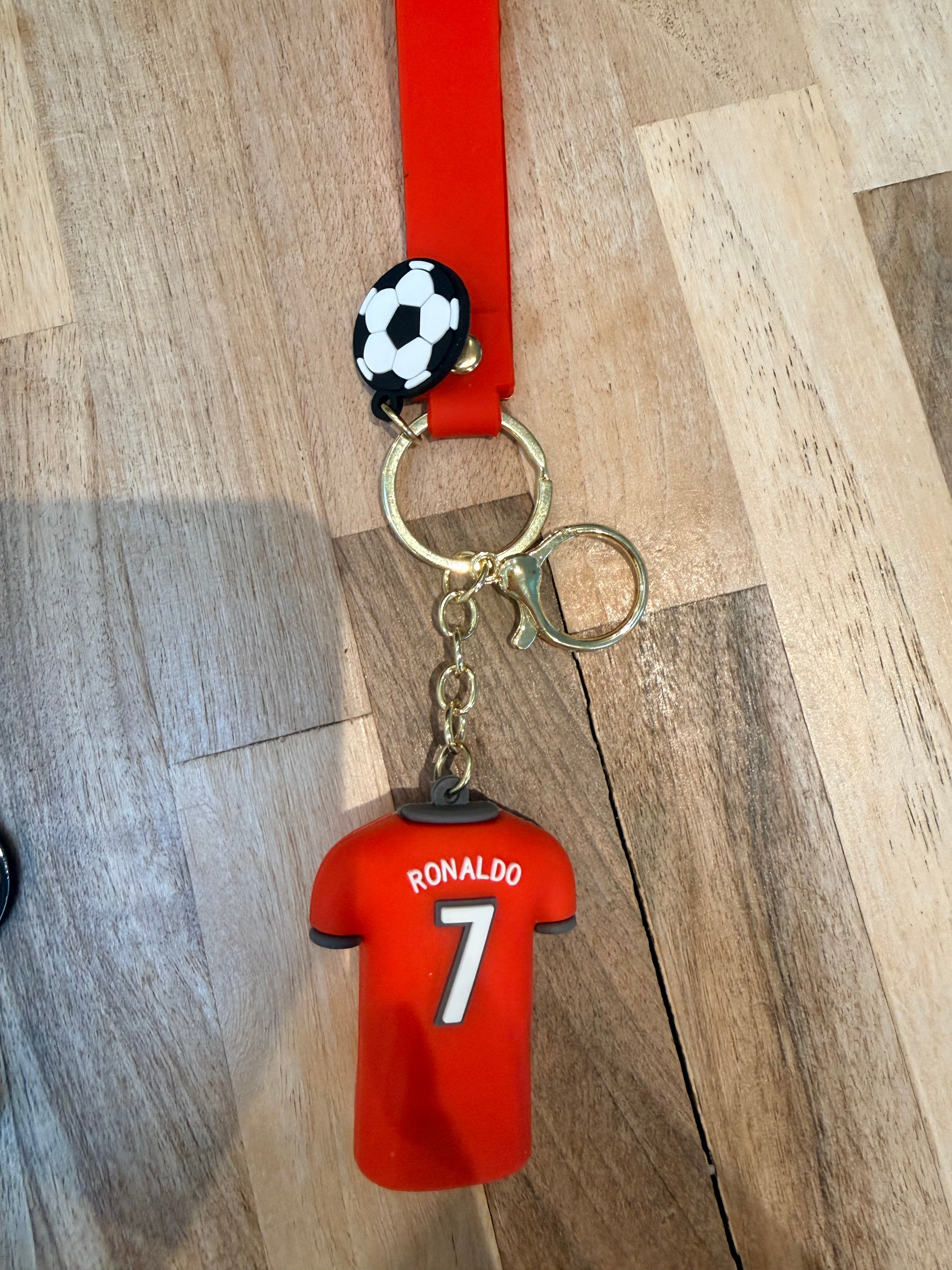 FOOTBALL HERO KEYRINGS MESSI / RONALDO