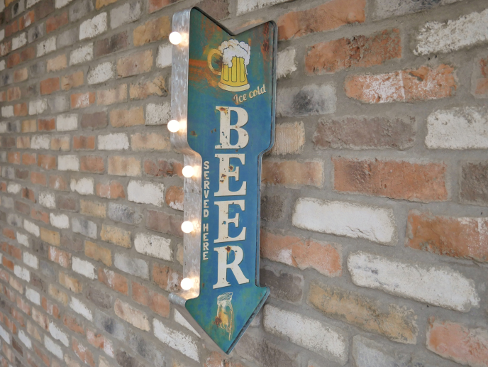 MAN CAVE BAR / GARAGE / BEER  LIGHT UP SIGN ** BEST SELLING **