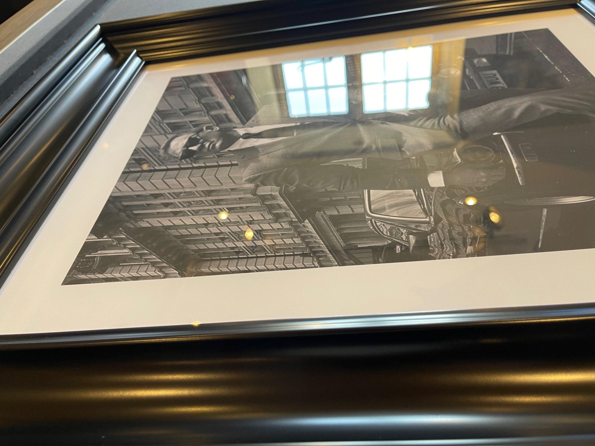 ART CAVE - JAMES BOND ROGER MOORE / DANIEL CRAIG 007 - The Man Cave Broadway