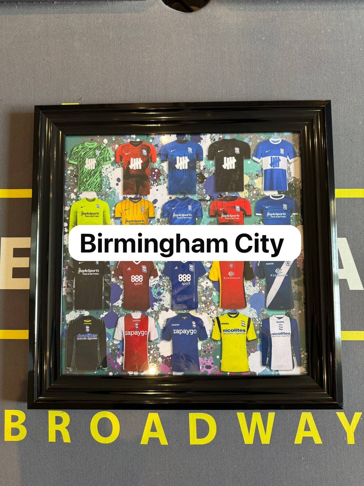 ART CAVE - RETRO FOOTBALL SHIRT PICTURE 40x40 - The Man Cave Broadway