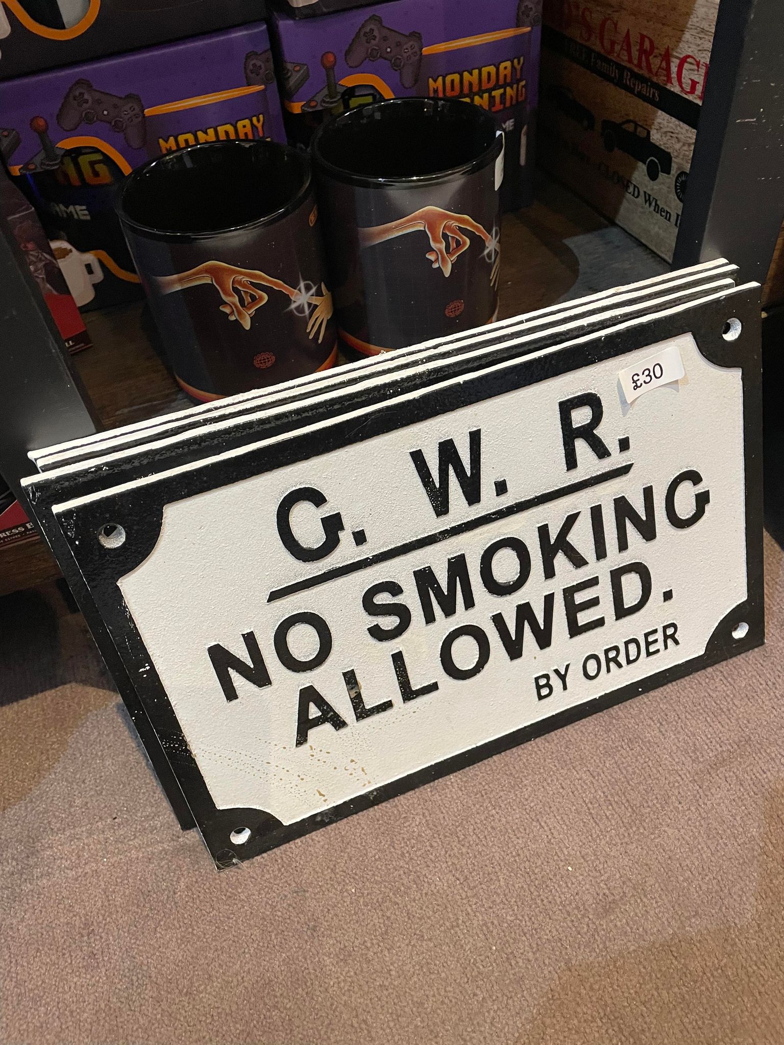 Large Cast Iron Metal Signs MAN CAVE BAR / CAR SIGNS - The Man Cave Broadway