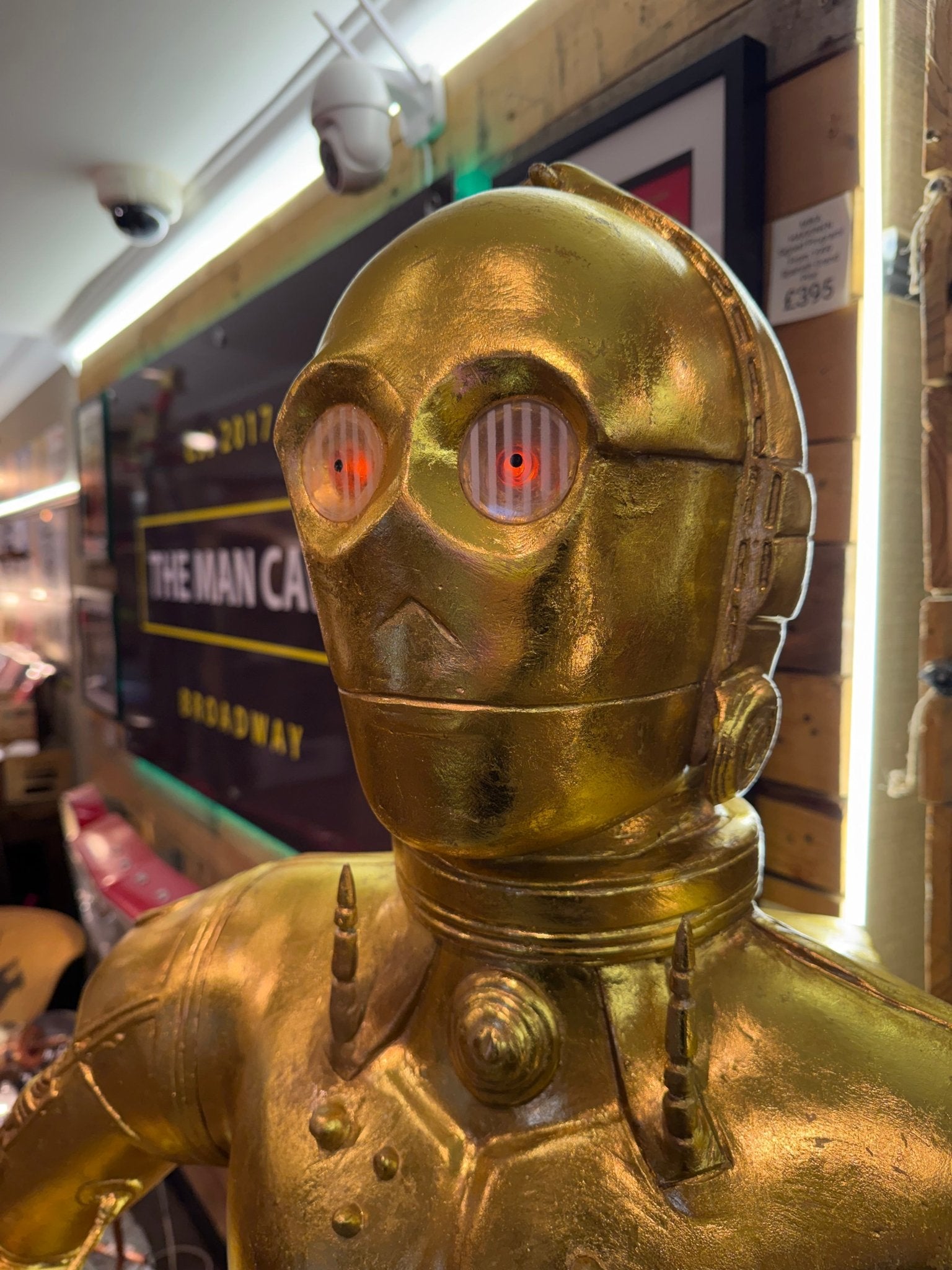 Life Size C-3PO Collectors Piece STATUE / MODEL / COSPLAYING - The Man Cave Broadway