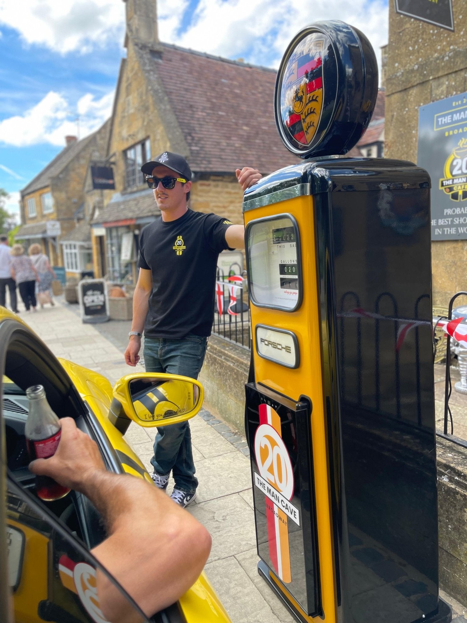 Vintage Style Petrol/Gas Pump with Integral Beer Fridge/Wine Chiller - The Man Cave Broadway